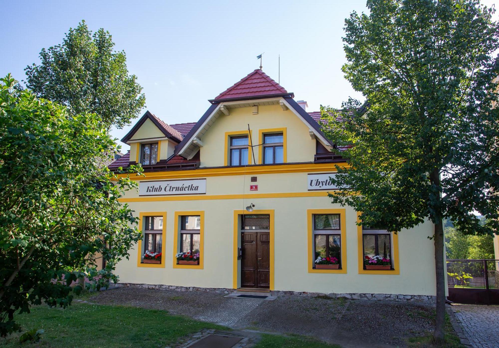 Penzion Ctrnactka Rataje nad Sázavou Exterior foto