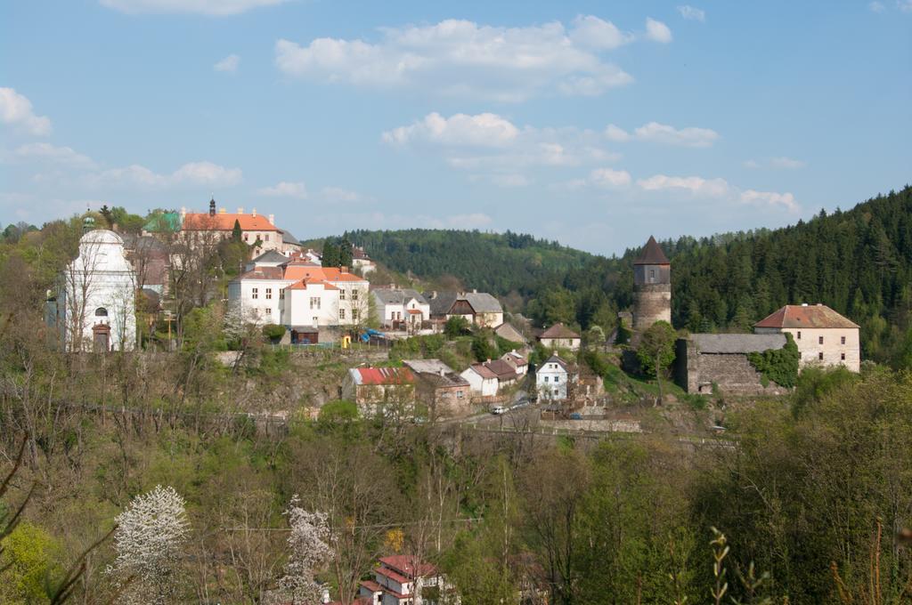 Penzion Ctrnactka Rataje nad Sázavou Exterior foto